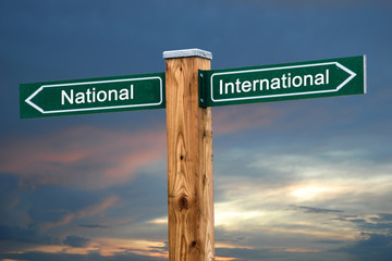 Schild 237 - International