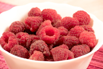 Fresh raspberries in a bowl