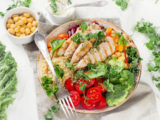Healthy bowl with grilled chicken