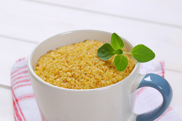 dry wheat bulgur