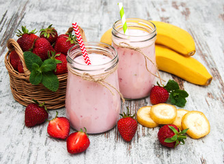 Yogurt with strawberries and bananas