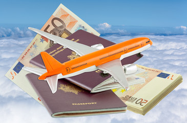 concept voyages aériens, avion sur passeports et billets