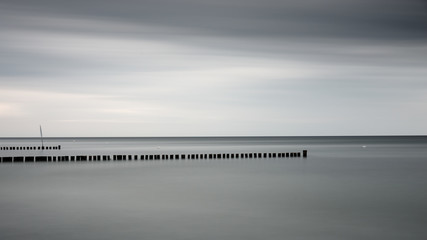 Fototapeta premium scenic view of sea against sky