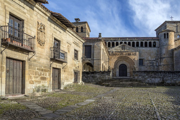 Fototapeta na wymiar Church of the Colegiata - Santillana del Mar - Spain