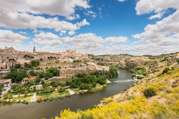 Fototapeta na wymiar Toledo, Spain old town city skyline