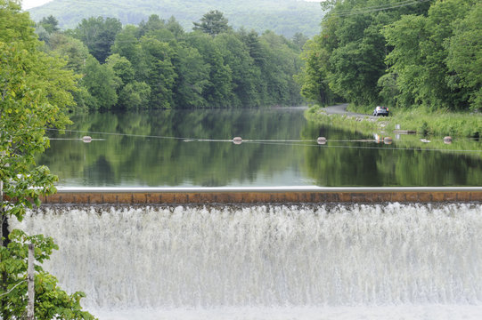 Spillway On Ottauquechee River