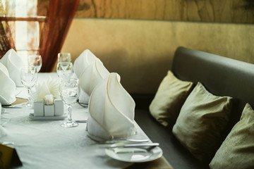 Glass glass on the table with shallow depth of field