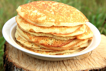 pancakes on a plate