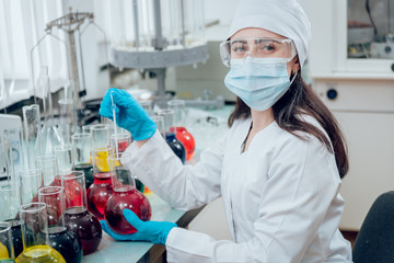 Science technician at work in the laboratory.