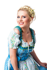 junge blonde Frau im Dirndl 
