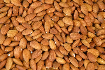 Fruits roasted almonds