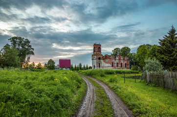 Fototapeta na wymiar Rural Old Church, Vladimir Region