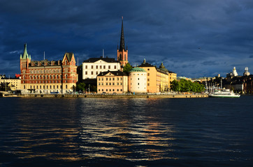 Fototapeta na wymiar ciel d'orage à Stockholm