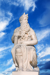 Fototapeta na wymiar Statua del Mosè di Michelangelo 