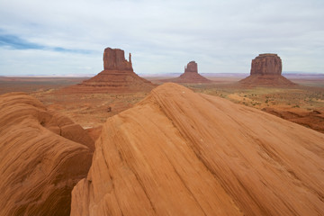 Fototapeta na wymiar Monument Valley Navajo Tribal Park, Arizona & Utah, USA