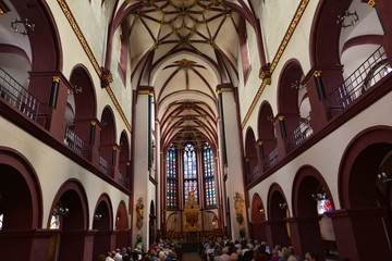Fototapeta na wymiar Innnenansicht Liebfrauenkirche (Koblenz) 