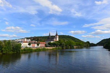 Fototapeta na wymiar Bingen am Rhein - Naheufer