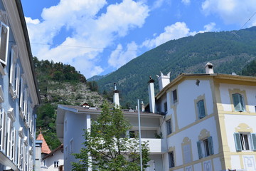 Fototapeta na wymiar Altstadtgassen in Schlanders-Südtirol 