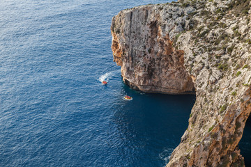 Boat trip around the Blue grotto in Malta