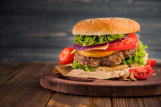 Classic burger with tomato and beef