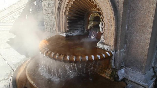 Fonte termale con acqua bollente e curativa ad Acqui Terme in provincia di Alessandria Piemonte Italia 