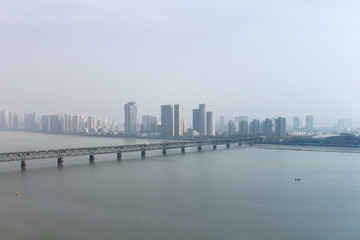 Fototapeta na wymiar View of the city.