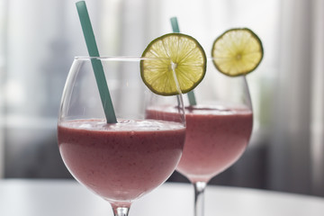 2 pink party coctails