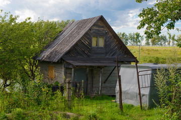 Old wooden house that will soon collapse