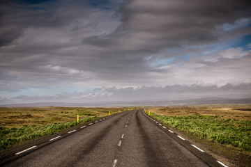 Fototapeta premium Island- endlose Strasse