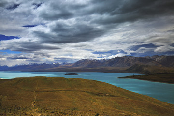 Beautiful turquoises color of Lake Tekapo, New Zealand. 