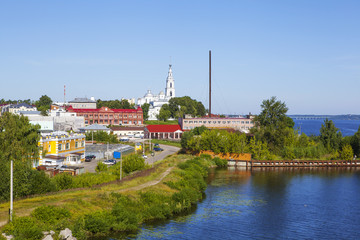 Вид на город Кинешма. Ивановская область © aphonua