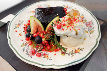 Mix fruit Brownie chocolate and ice cream