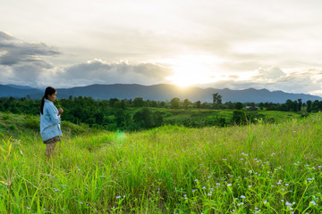 Sunset Travel in the Rainy Season,Free travel
