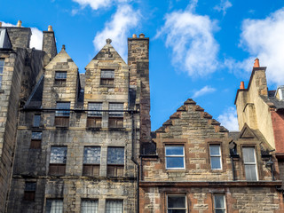 Fototapeta na wymiar Ancient buildings and architecture in the heart of Edinburgh, Scotland.