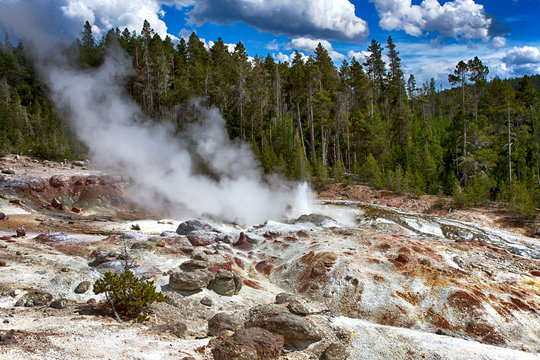 Steamboat Geyser Erupting