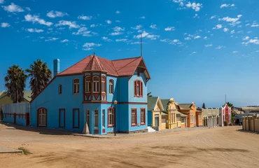 Fotobehang Kleurrijke huizen in Luderitz, Duitse stad in Namibië © javarman
