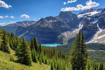 Fototapeta na wymiar Canadian Rocky mountains and Moraine lake in Banff National Park, Canada.