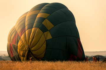The Balloon Safari adventure starts early morning when you depart your lodge or camp. It is still dark and you may be fortunate to see nocturnal animals on the way to the.launch site.