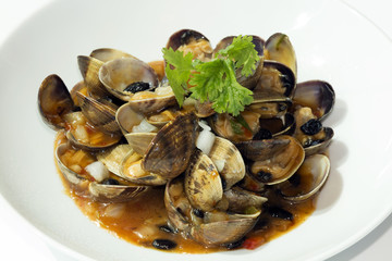 Clam with black bean sauce