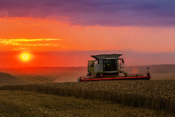 Obraz premium combine 