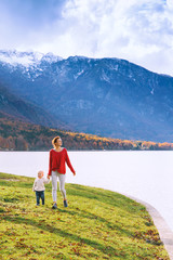Naklejka premium Family on the Lake Bohinj, Slovenia, Europe