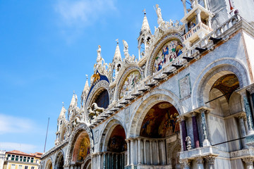 Fototapeta na wymiar Saint Mark's Basilica in Venice, ITALY