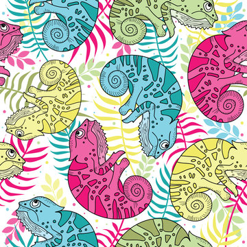 Seamless pattern of colorful chameleons in cartoon style. Bright pattern with chameleons and tropical leaves