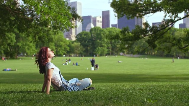 Young girl in the Central park