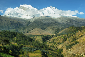Fototapeta na wymiar Huascaran peak, Peru
