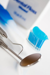 Dentist: Tools To Keep Teeth Clean