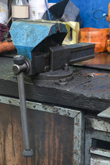 Working place in a car repair station