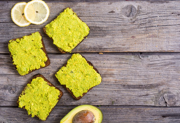 Toast with bread an avocado