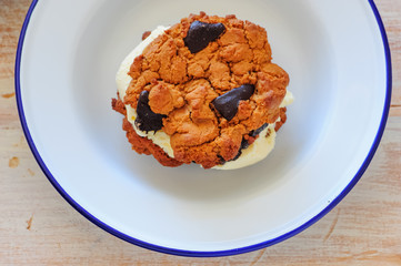 ice cream sandwich in white plate