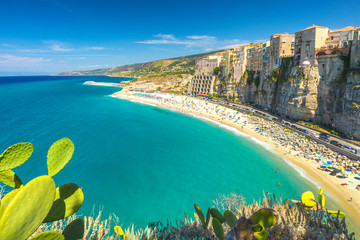 Tropea town and beach - Calabria, Italy, Europe. - obrazy, fototapety, plakaty